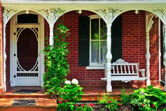 Colonial columns for porches