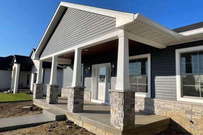 Craftsman style pillars