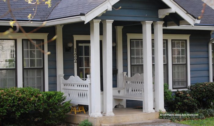 Colonial porch column
